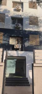 Hotel O by OYO Shree Apartments