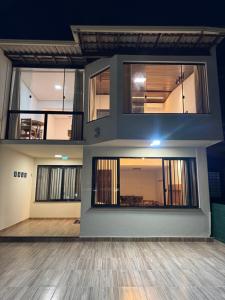 Casa de temporada com 4 quartos e localização privilegiada - Beira mar