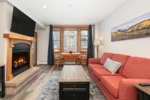 Ski-In Ski-Out Zephyr 1 Bedroom Condo 2204