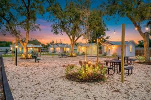 Minimalist Comfort Pensacola Studio