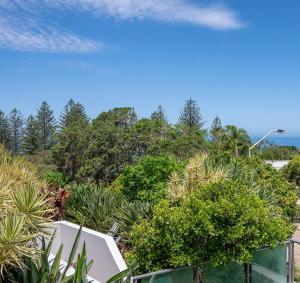 5 "Sempre" 28-34 Duke St Sunshine Beach