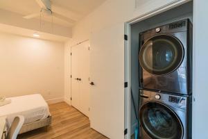 Vibrant 1BR1BA, Pool, Gym, Rooftop, Laundry, Parking