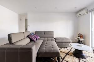 Verone 4 Appartement 4,5 Meublé 2ch Laval, Canada
