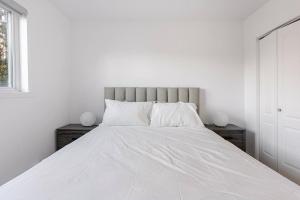 Verone 4 Appartement 4,5 Meublé 2ch Laval, Canada