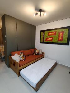 FLAT 605 - Connect Life