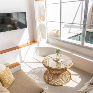 EnyaVillas 2 l Brand New - Boutique Mediterranean