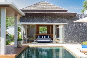 Luxury Royale Bangtao Pool Villa with maid