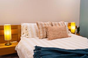 Santorini Vibes- Luxury Perth CBD