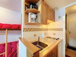 Studio skis aux pieds, balcon sud et wifi, 4 pers, Le Corbier - FR-1-267-332