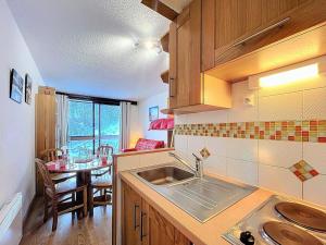 Studio skis aux pieds, balcon sud et wifi, 4 pers, Le Corbier - FR-1-267-332