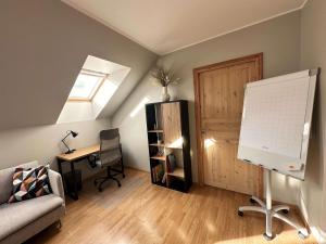 Cozy Private Home - Sauna Retreat & Event Space