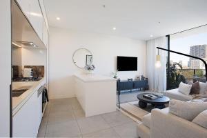 Riverside Parramatta I90