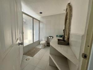 Casa con Alberca y terraza un lugar tranquilo para disfrutar