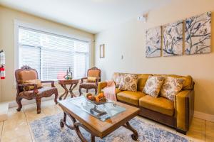 Beach Breeze White Rock