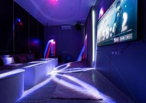 Downtown Oasis 芭提雅市中心独栋泳池别墅 B 5卧6卫 KTV BBQ 芭提雅海滩步行街500m