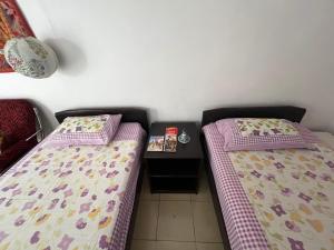 Nadya Homestay For Female & family