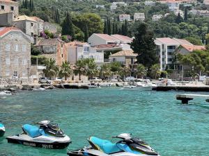 Apartment LaVilla - Two Bedroom Apartment with Balcony and Sea View uti