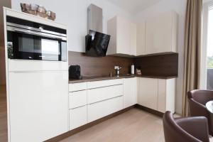 Ostseeresidenz Sassnitz - WG 18 mit Kamin, Sauna, Terrasse, Meerblick
