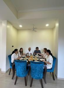 Luxury 4BHK - Villa 360 - Pvt Pool & Scenic Stay