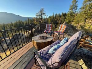 The Domestead- An Epic Romantic Mountaintop Hideaway