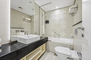 3 Bedroom unit at DAMAC maison Canal Views