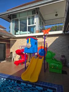 Sun Poolvilla Bangsaray