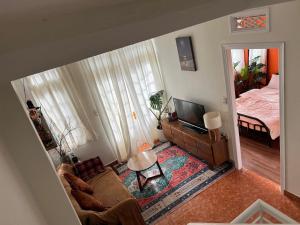 Nhà Mận - Plum House