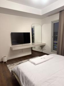 Serviced Luxurious 2BR In Cairo Festival Living