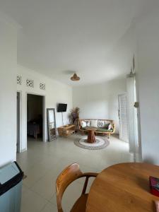 Padang Padang Bungalows Uluwatu