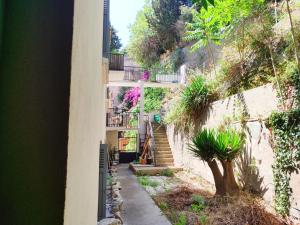 Logement de vacances calme et entouré de verdure