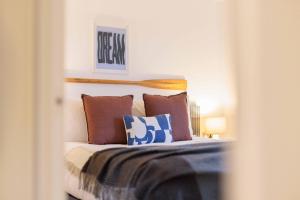 Secluded Sanctuary On The River