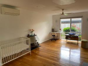 Serene 4Bed2Bath House w Parking Near Mornington Peninsula