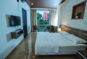 Atholi Residency