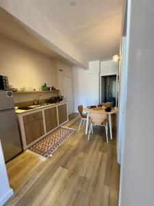 Cozy apartment in town