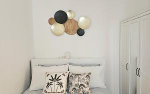 Nice apt quiet comfortable and warm