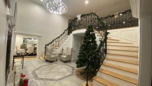 Hilltop Mansion at Rebeccas Fountain