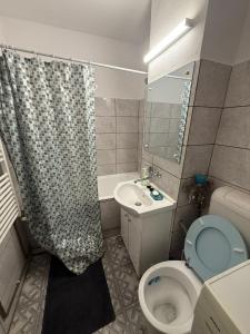 Apartament decomandat , 2 camere