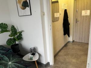 Słoneczny apartament na Żoliborzu dla 2 osób przy Arkadii