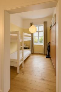 Exklusive Ferienwohnung im historischen Altbau, 5,5 Zimmer 4 Schlafzimmer Luxus und Platz für 9 Personen
