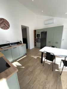 Chambre Privée dans Appartement Partagé - Calme et Lumineux - Proche Bordeaux-Pessac-Modern BR1-3