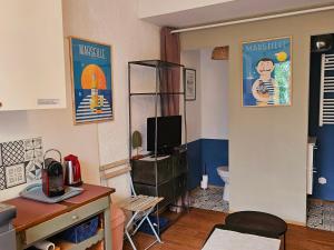 Studette indépendante et coquette avec terrasse sur jardin