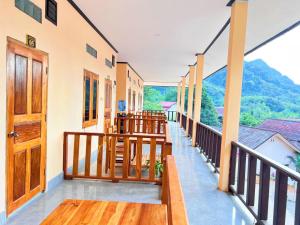 phoulisack2 guesthouse