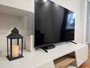 Grove Apartment + Free Parking