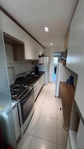 Apto Golf Ville resort com 3 suites