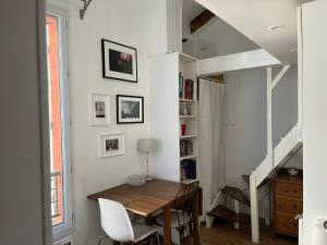 Joli petit duplex lumineux et au calme