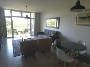 Green Point Thorniebrae 205