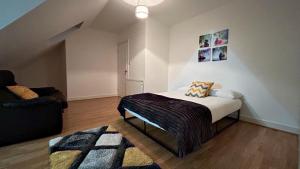 Stunning 5BR Apartment in Mill Hill 20 mins to Central London