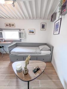 Studio coeur de ville, rue Papassaudi