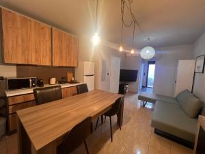 Princeps De Cura Rhodes