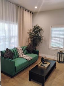 Beautiful Stay King Bed 7-min to Downtown ATL